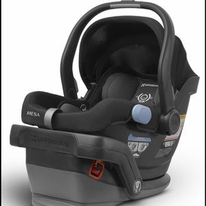 Uppa Baby Mesa car seat & base